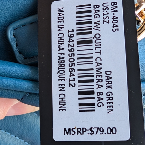 BADGLEY MISCHKA - Quilted Camera Bag - Vegan Leather Dark Green  (New) - Picture 2 of 8